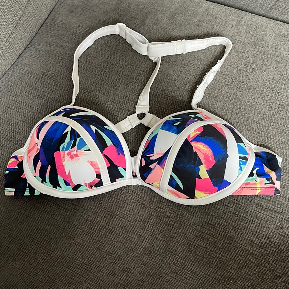 Bikini top